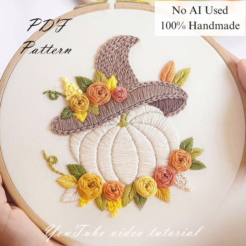 Pumpkin with a hat-embroidery